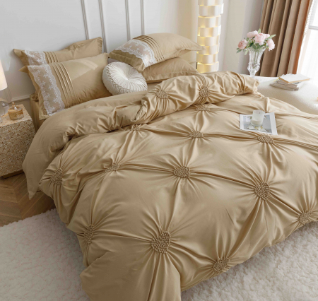 LENJERII DE PAT - Lenjerie Pat Dublu, Bumbac Soft Touch, 6 piese, cu Pliuri Brodate - Bej