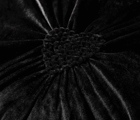 Lenjerie pat dublu, CU ELASTIC, Catifea Deluxe, cu pliuri brodate, 4 piese - Negru [1]