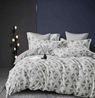 Bumbac Tip Finet Cu Elastic - Lenjerie Pat Dublu din Bumbac Tip Finet, cu Elastic, 6 Piese - Alb cu Flori Gri