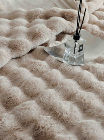 Lenjerie pat dublu, ExtraPufoasa, din Blanita artificiala de Iepure, 6 piese - Cappuccino [4]