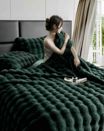 Lenjerie pat dublu, ExtraPufoasa, din Blanita artificiala de Iepure, 6 piese - Verde Smarald [1]