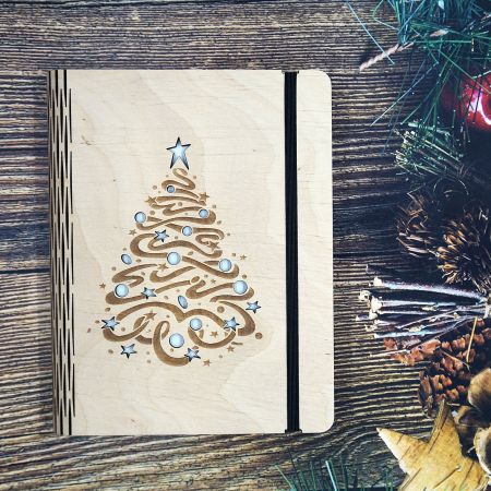 Agende din lemn - Agendă din lemn A6, brad de Craciun