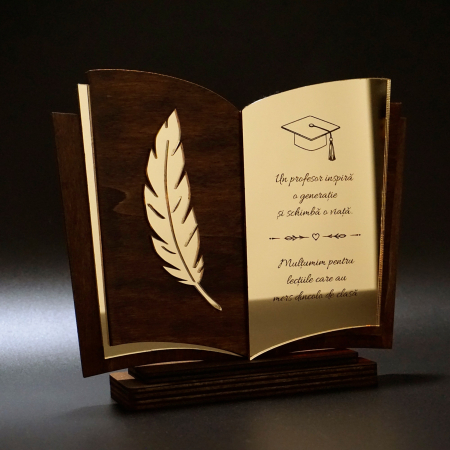 Trofee aniversare - Trofeu Personalizat din Lemn și Plexiglas Auriu | Cadou Premium
