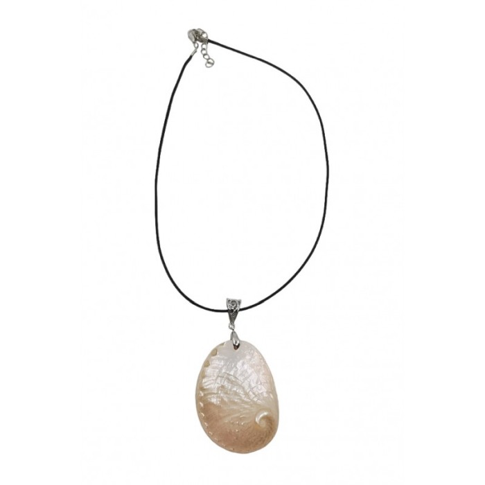 Colier dama FashionShell, cu scoica crem si siret negru, 29 cm, vintage, Doty [1]