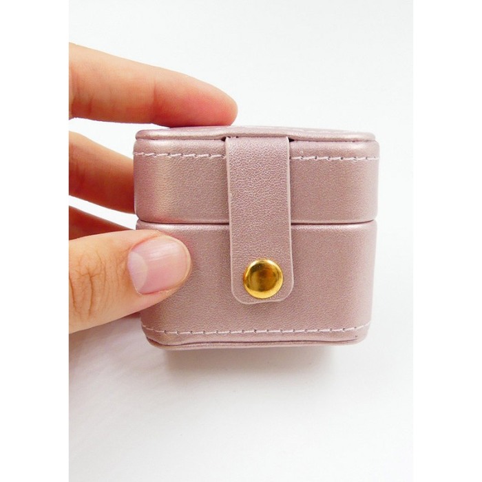 Cutiuta Sissy Rings, pentru transport inele, 4 spatii, piele ecologica, catarama aurie, 6x7x3 cm, roz antichizat, Doty®️ [4]