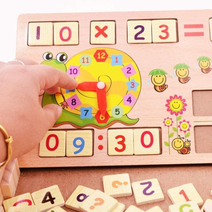 Joc de activitati interactive , multifunctional de calcul,ceas si tabla de desenat, lemn , Doty [5]