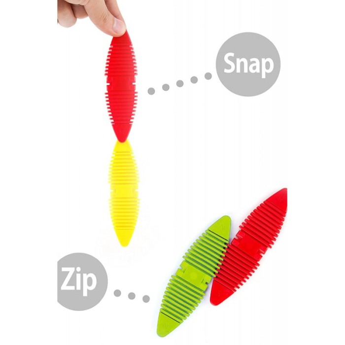 Joc FelxibelBlocks, creativ, cu 8 piese din silicon flexibil cu magnet si inchidere zip, 4 dicuri metalice, Doty® [4]