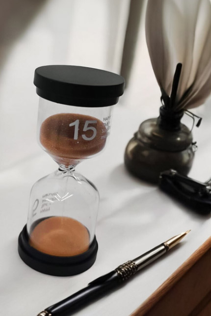 Mini clepsidra decorativa cu nisip TimesSand Doty®, durata 15 min, 10x4.5 cm, design minimalist, portocaliu [2]