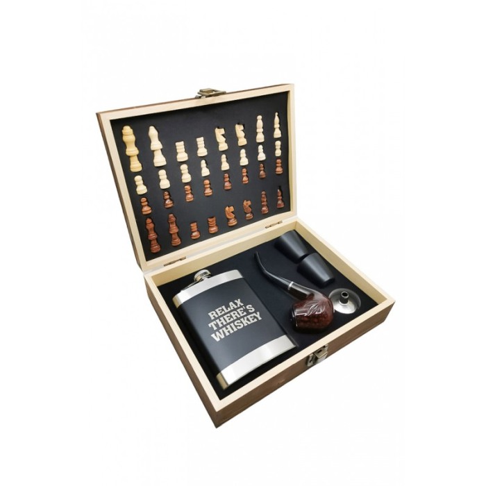 Set cutie eleganta cadou There's Whiskey Doty®, joc de sah, plosca de 150 ml din inox cu 2 pahare pentru tarie, palnie si pipa [1]