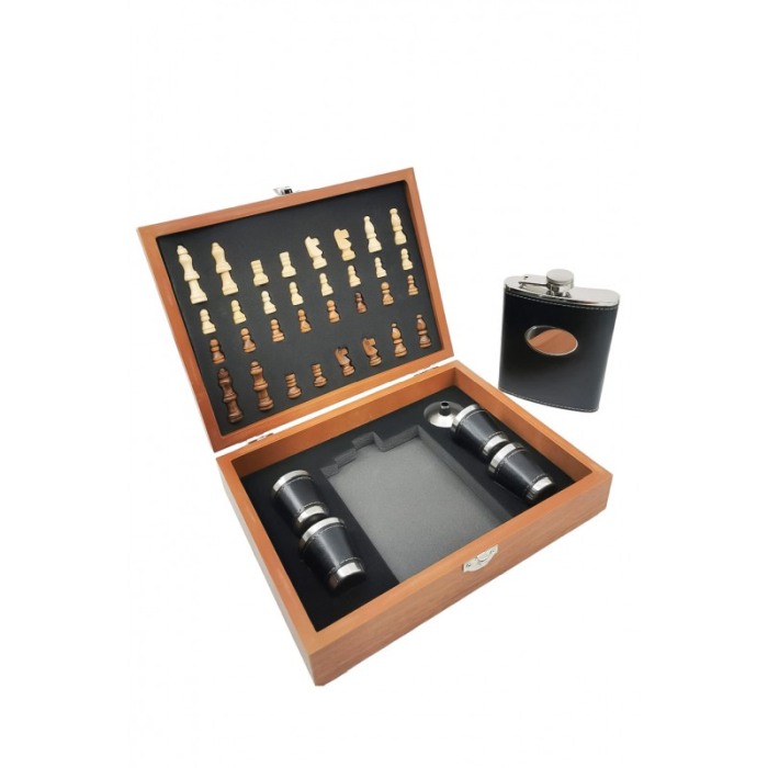 Set cutie joc de sah complet, plosca de 150 ml din inox si piele ecologica neagra cu 4 pahare pentru tarie si palnie [3]