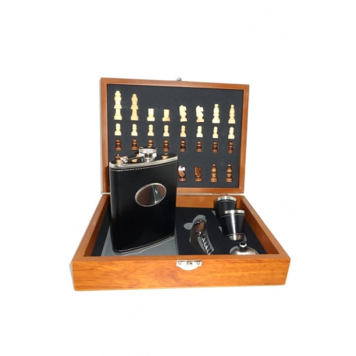 Set cutie joc de sah complet,plosca de 200 ml din inox si piele ecologica neagra cu 2 pahare pentru tarie si alte accesorii [4]