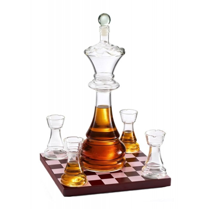 Set decantor deluxe ChessCheers Doty®, 4 pahare, suport din lemn in forma de tabla de sah, materiale de calitate, 750 ml [2]