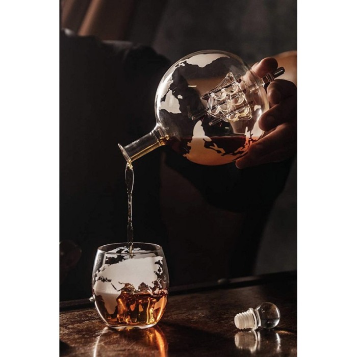 Set decantor premium By Sea Drink, design glob pamantesc, 2 pahare, dop de sticla, eleganta si rafinament,800 ml, Doty® [6]