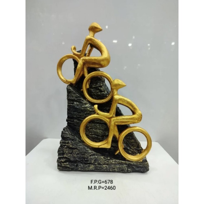 Statueta GoldConquest Doty®, munte cucerit de biciclisti, din rasina, cadou cu mesaj motivational, 31x18x12 cm [6]
