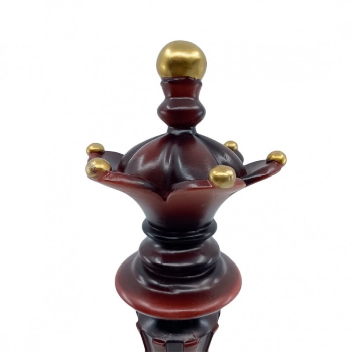 Statueta Wood Mat Queen, model piesa de sah, din lemn maro, creata cu atentie la detalii, accente aurii, 37 x 13 cm, Doty [5]
