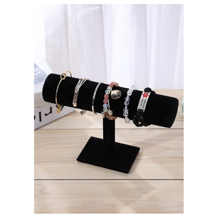 Suport BlackTube de expunere ceasuri sau bratari, forma cilindrica, 23.5x15 cm, catifea neagra, Doty®️ [4]