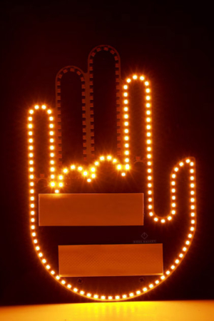 Accesoriu LED FlashHand Doty®, in forma de mana, cu telecomanda, 4 gesturi, de atentionare, pentru masina sau alte spatii, design creativ [5]
