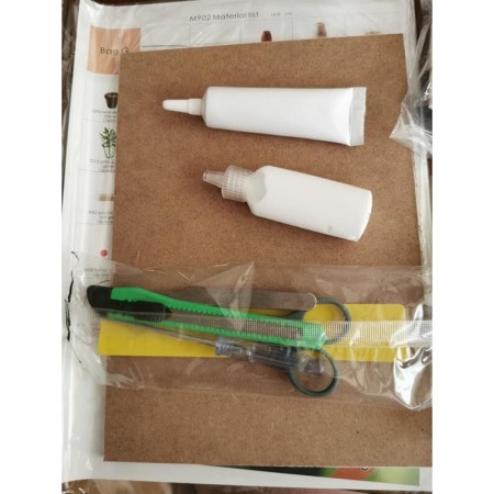 Casa de construit, artizanala din lemn DIY, dimensiune 19 cm, cu leduri si accesorii, Doty [2]