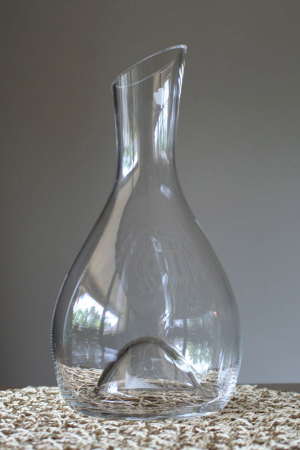 Decantor de vin Classic Wine Pourer Doty®, design elegant si practic, din sticla, transparent, varf curbat, ideal pentru servire, 1600 ml [4]