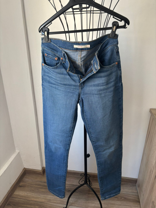 Blugi Levis Strauss&co marimea W26 L30 [3]
