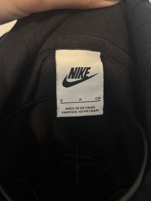 Hanorac Nike marimea S [2]