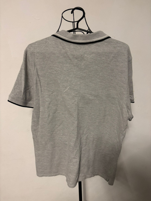 Tricou Guess marimea M [3]