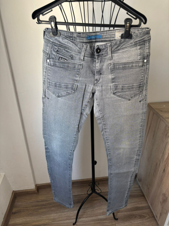 Blugi/Pantaloni - Blugi G Star Raw marimea W31 L32