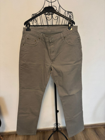 Blugi/Pantaloni - Blugi Hero marimea 36