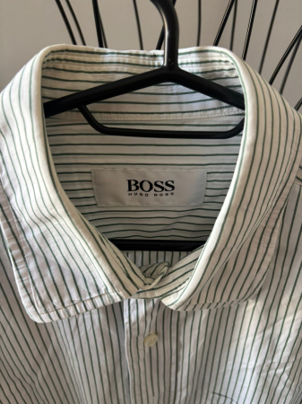 Tricouri/Camasi - Camasa Boss marimea L