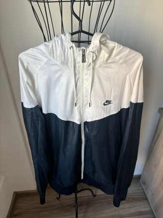 Geaca Nike marimea XL [2]