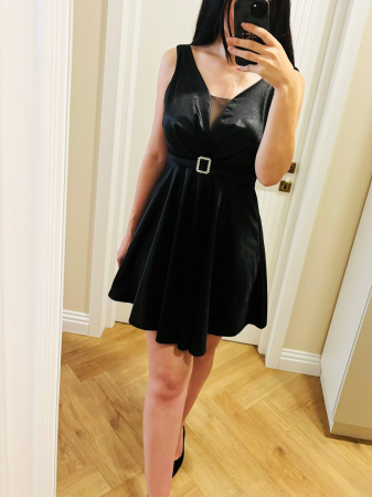 Toate categoriile - Rochie noir satinată vaporoasă cu talie marcată-Iris