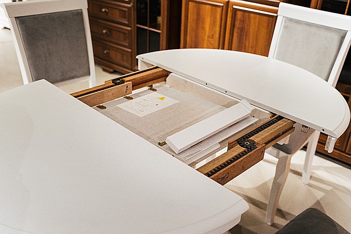 Set masa living extensibila AB Olivia, MDF Furniruit, structura lemn masiv, 6 persoane si 4 scaune AB Albert, tapiterie stofa, lacuit, 120 kg, alb/gri [8]