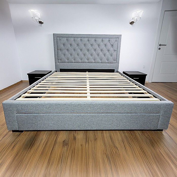 Set pat matrimonial cu sertar Austin, elemente lemn masiv, tapitat cu stofa, cu somiera, gri si saltea ortopedica Optima Silver, arcuri, margine antilasare, sistem de aerisire,160x200 cm [6]