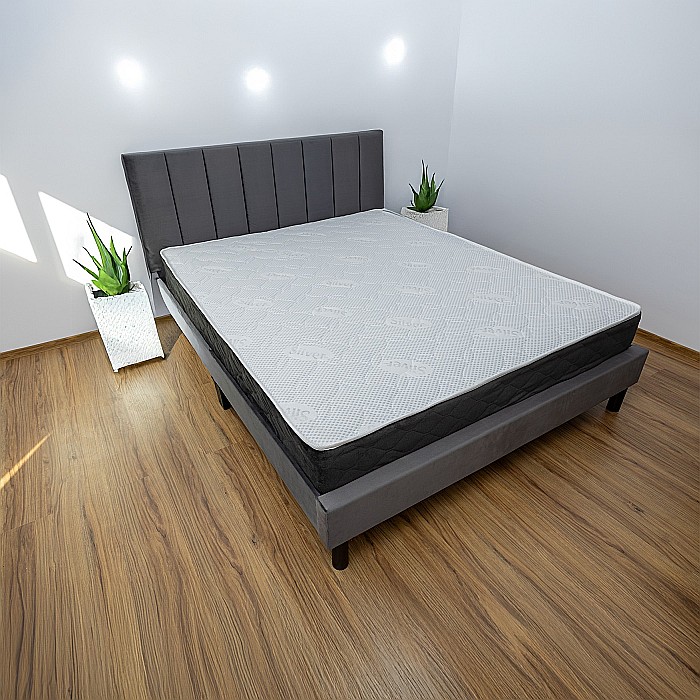 Set pat tapitat Limess, elemente lemn masiv, catifea, somiera inclusa, gri si saltea ortopedica Optima Silver Care, plasa de arcuri, reversibila, 140x200 cm [1]