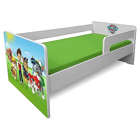 Produse - Pat pentru copii Dogs Green, cu protectii laterale detasabile reversibile, Pal melaminat, margini rotunjite, 2-8 ani, 144x76x45 cm, alb/verde