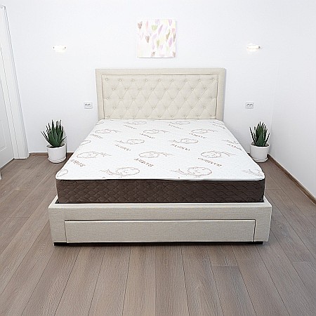 Set pat matrimonial cu sertar Austin, elemente lemn masiv, tapitat cu stofa, cu somiera, crem si saltea ortopedica Optima Bamboo, arcuri, margine antilasare, sistem de aerisire 140x200 cm [11]