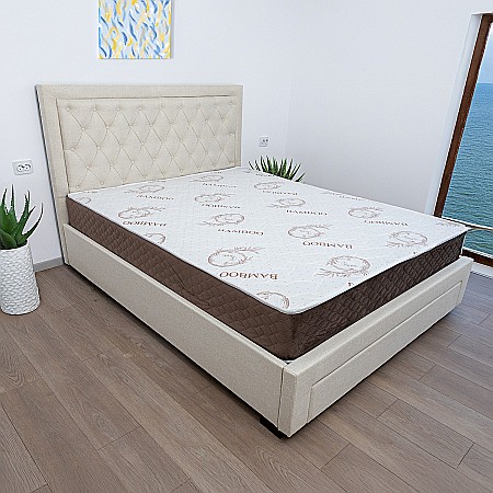 Paturi - Set pat matrimonial cu sertar Austin, elemente lemn masiv, tapitat cu stofa, cu somiera, crem si saltea ortopedica Optima Bamboo, arcuri, margine antilasare, sistem de aerisire 160x200 cm