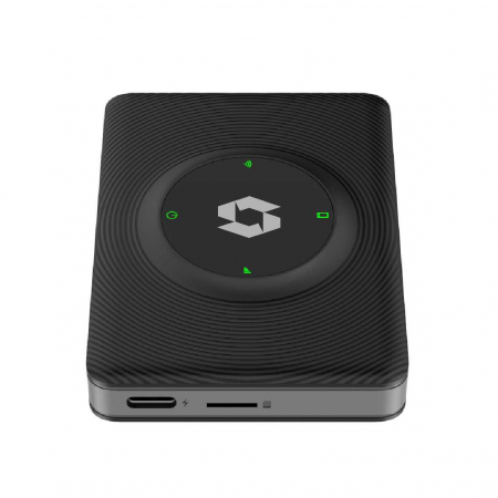 iSEN Smart Box Tesla T2C Fekete, 4G, iPhone 6 vagy iOS 10+, Tesla OS, Bluetooth 4.2, Wi-fi, GPS, Siri hangasszisztens, LED jelző [1]