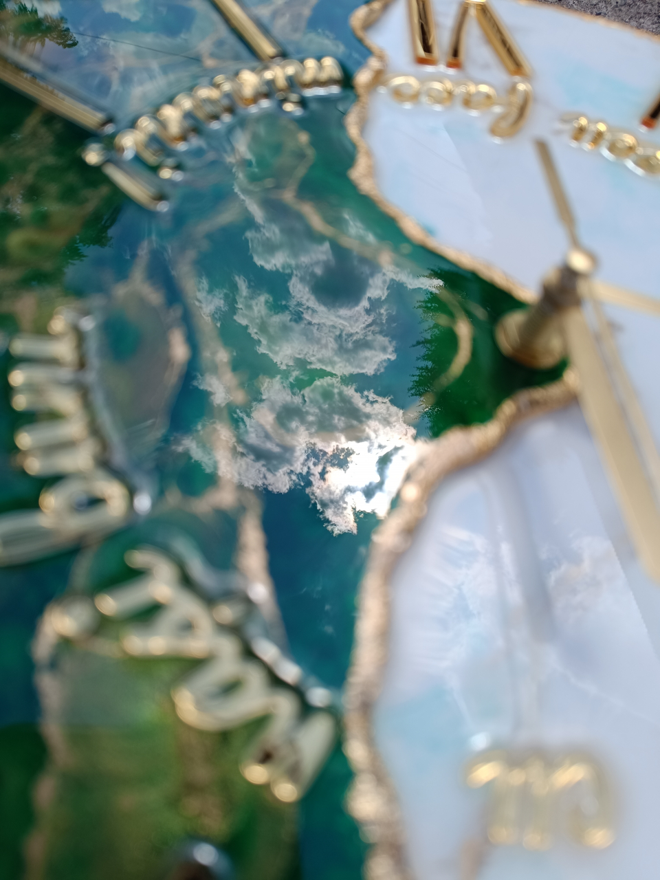 Ceas de perete handmade rasina epoxidica - Butterfly Asimetric Verde Smarald, unicat [14]