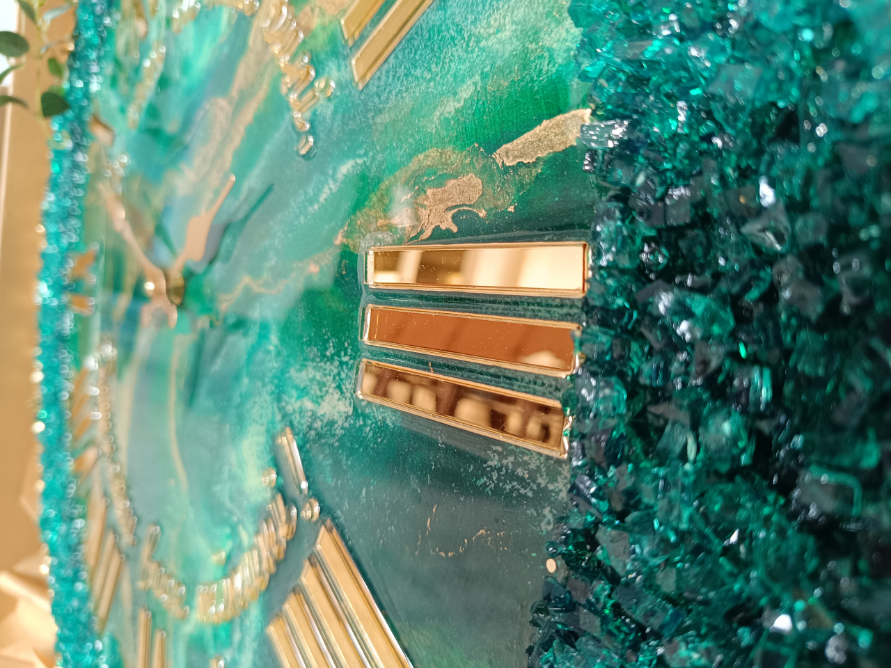 Ceas de perete handmade rășină epoxidică – Geode Marmorat Smarald, unicat 40–90 cm [8]