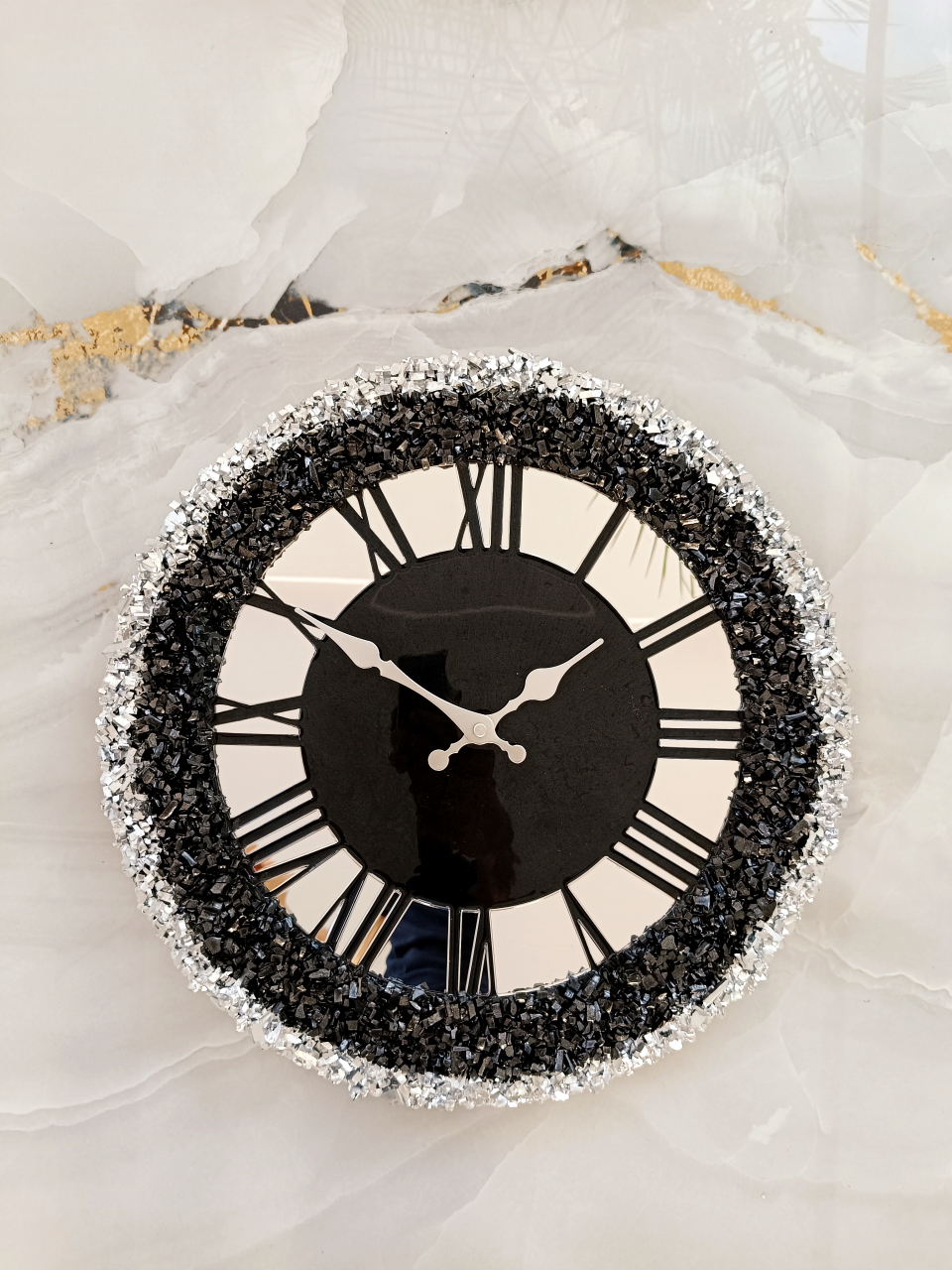 Ceas de perete handmade din rășină – Geode Monocrom Negru Diamond, unicat 40–90 cm [5]