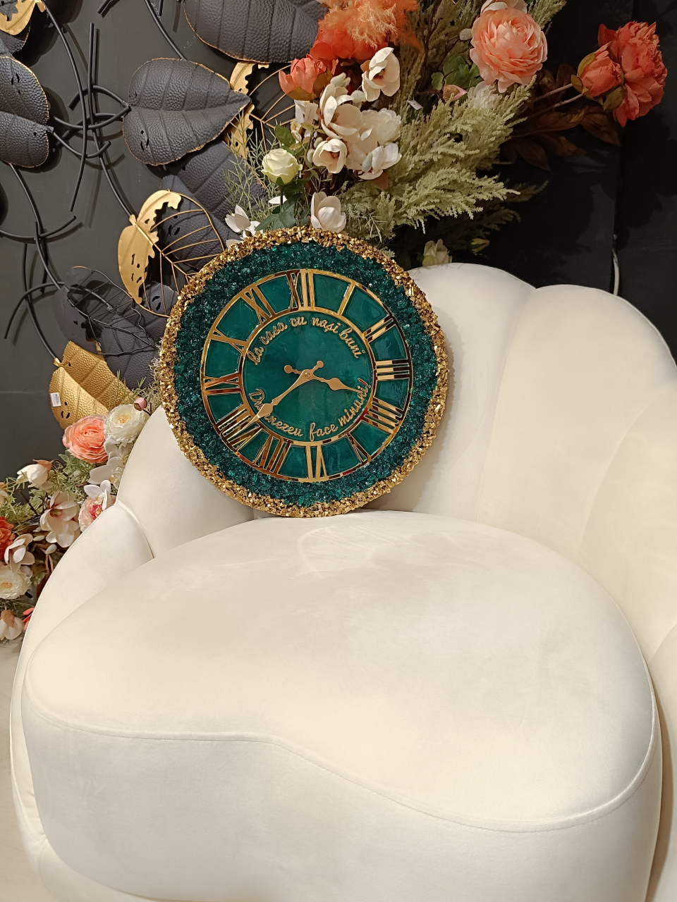 Ceas de perete handmade din rășină – Geode Monocrom Verde Smarald Auriu, unicat 40–90 cm [7]