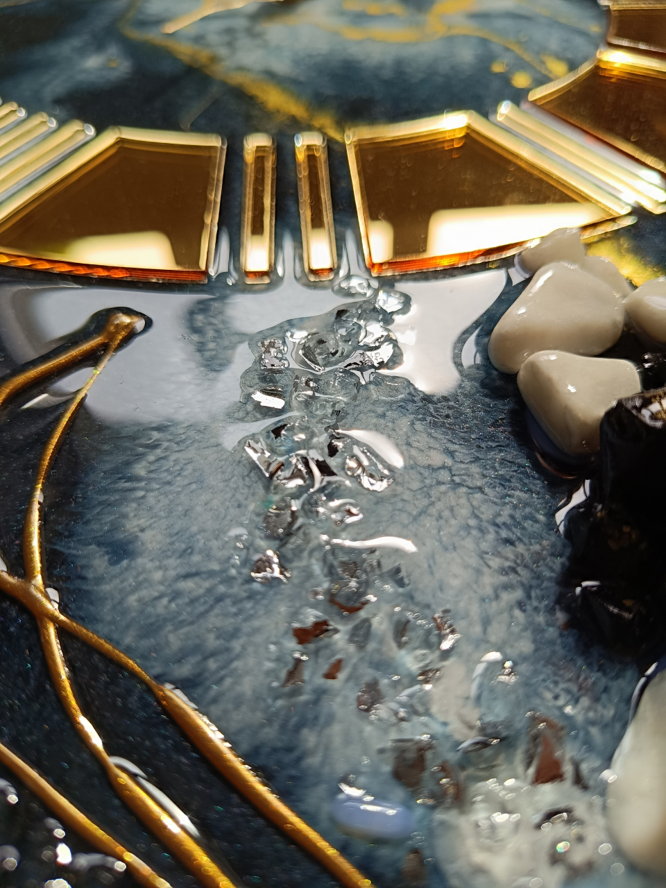 Ceas de perete handmade din rășină – Marbled Canvas Negru Auriu, unicat 30×40 / 50×70 cm [7]