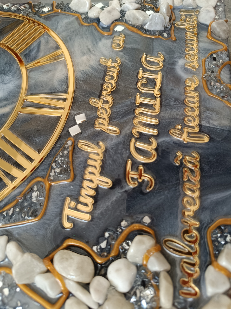 Ceas de perete handmade rasina epoxidica – Marbled Canvas Negru Auriu Stone, unicat [5]