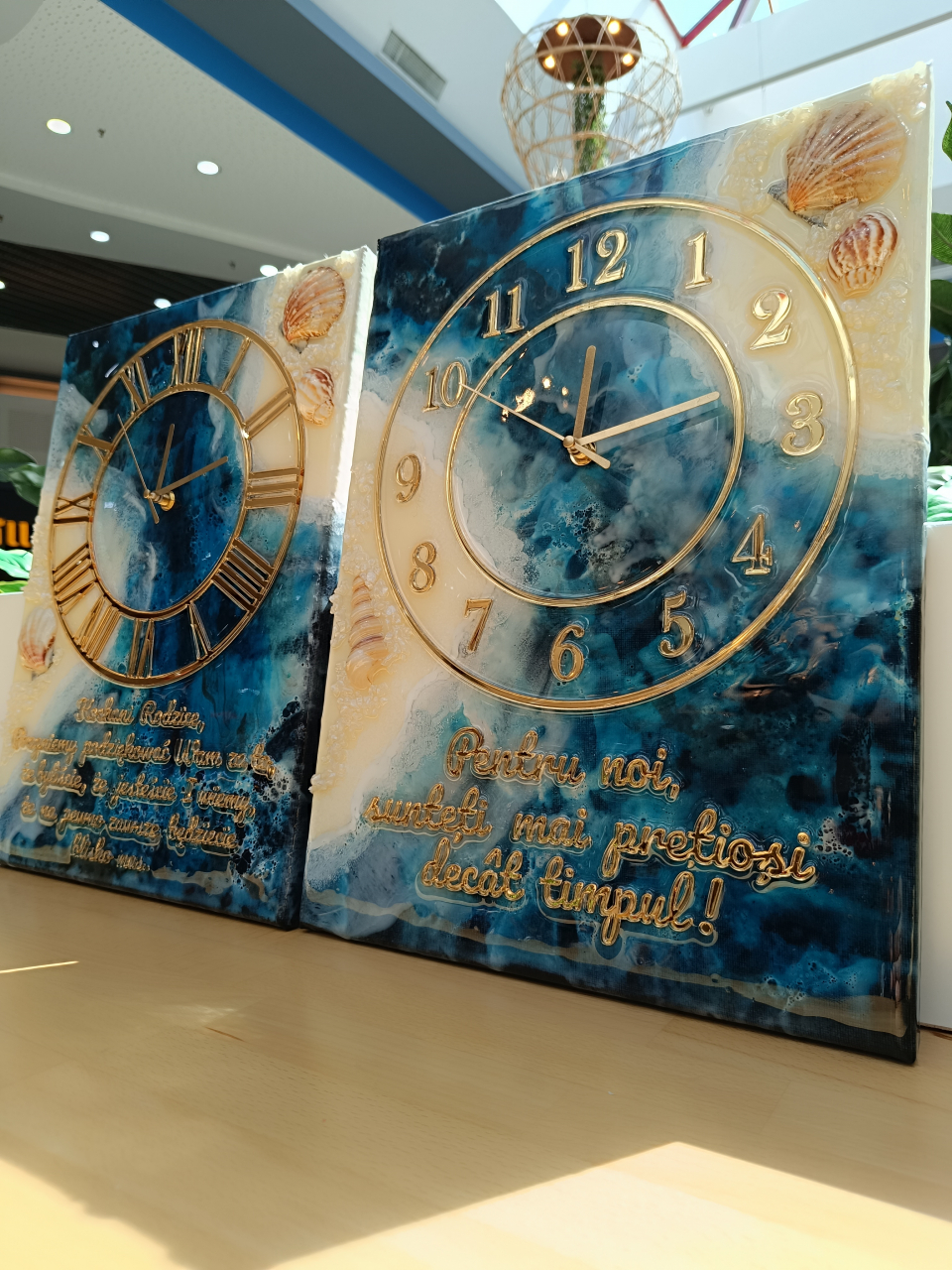 Ceas de perete handmade rășină epoxidică – Marbled Canvas Ocean Bleu Marin și Scoici, unicat 30×40 / 50×70 cm [2]