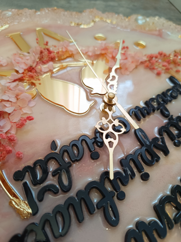 Ceas de perete handmade din rășină – Bijoux Rombe Roz Pal Auriu, unicat [6]