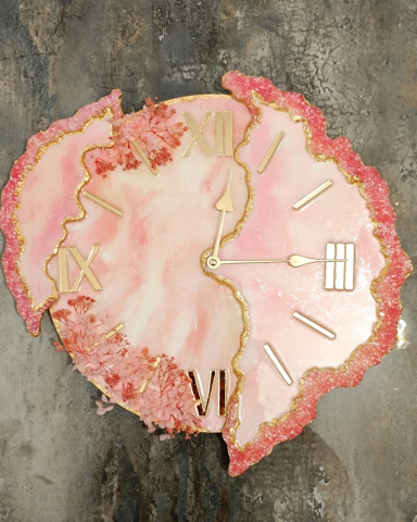 Butterfly Asimetric - Ceas de perete handmade rasina epoxidica – Butterfly Asimetric Roz Pal, unicat 45 cm