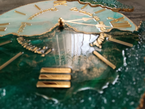 Ceas de perete handmade rasina epoxidica - Butterfly Asimetric Verde Smarald, unicat [12]