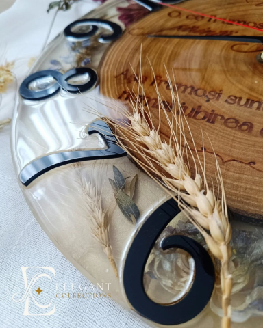 Kairos – Ceas de perete din lemn masiv și rășină epoxidică handmade personalizat [2]