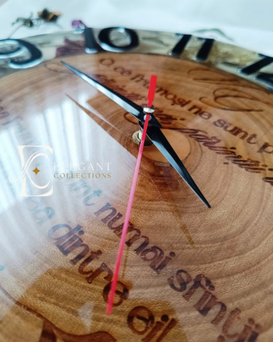 Kairos – Ceas de perete din lemn masiv și rășină epoxidică handmade personalizat [4]